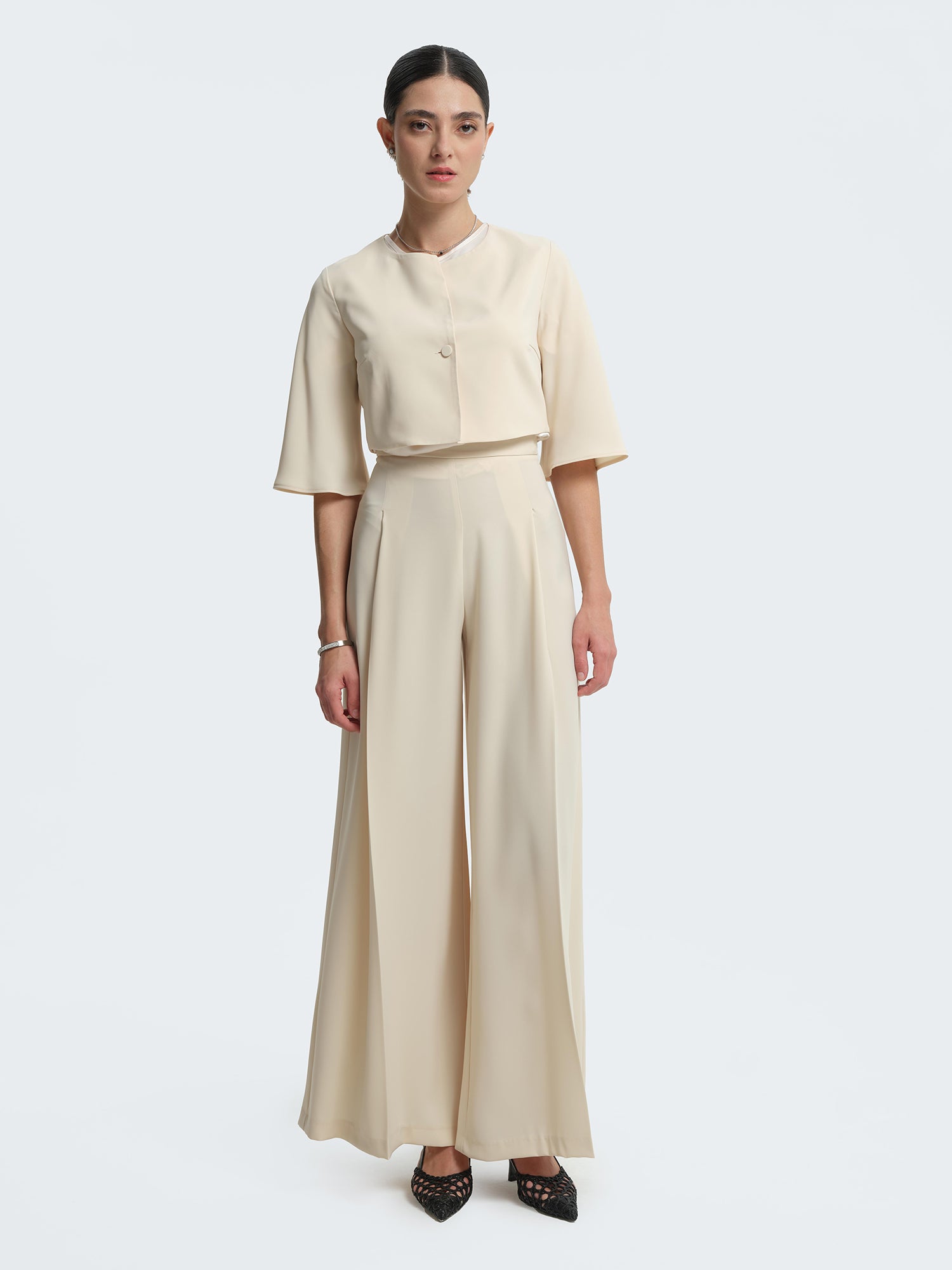 Bolero with three-quarter sleeves