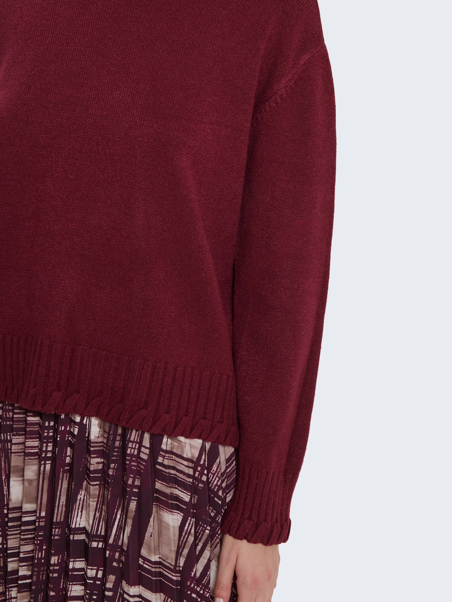 Maglia girocollo con dettaglio cucitura