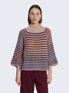 Maglione fantasia con maniche a campana