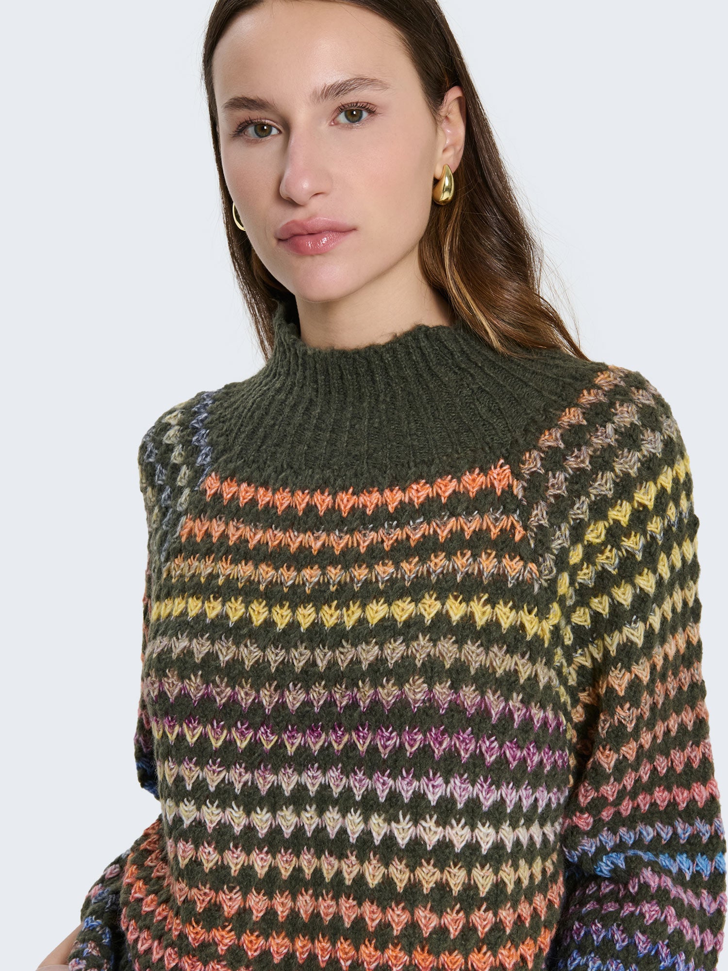 Maglione fantasia con maniche a campana