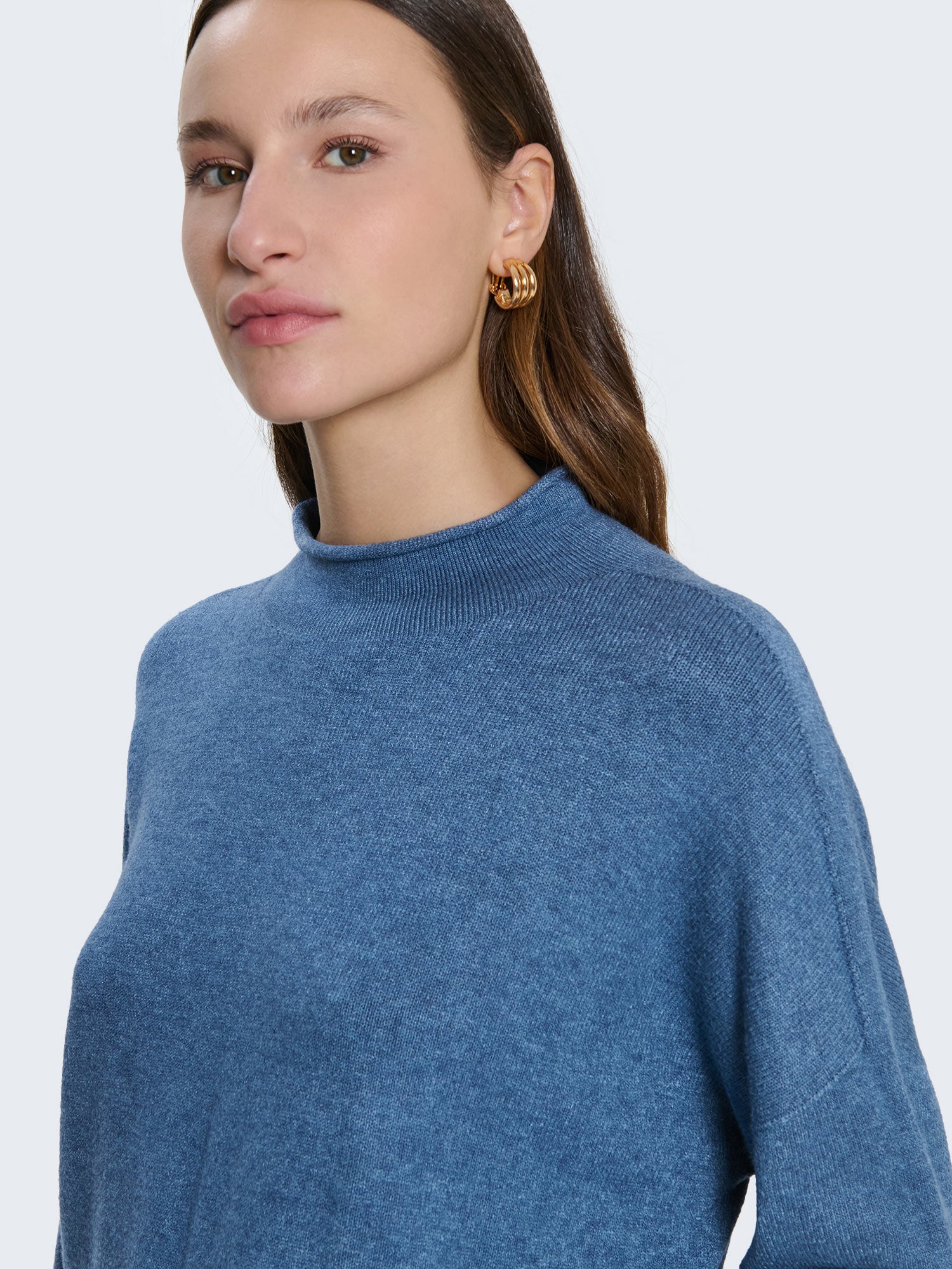 Sweater with soft collar