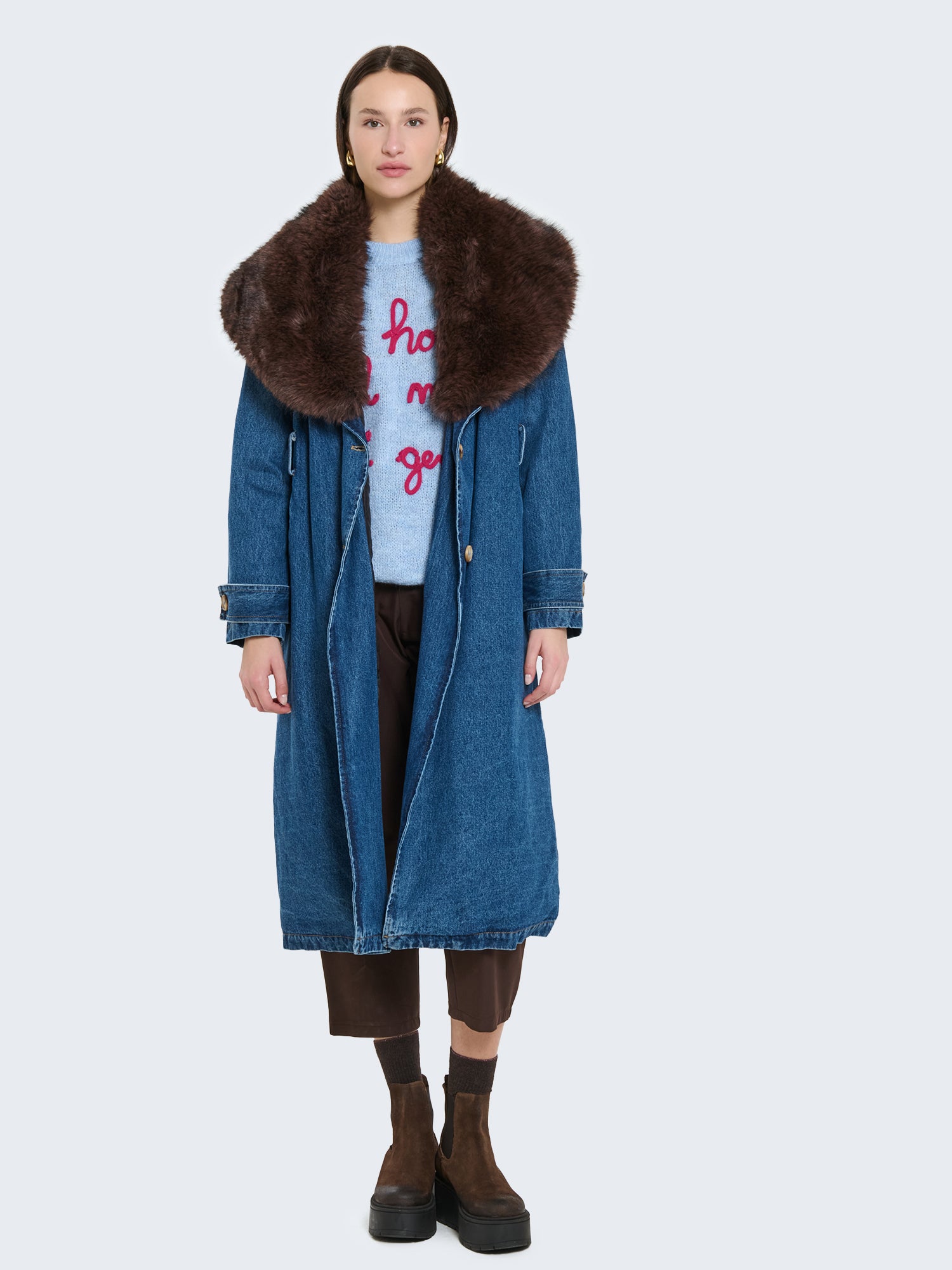 Trench in denim con collo di ecopelliccia