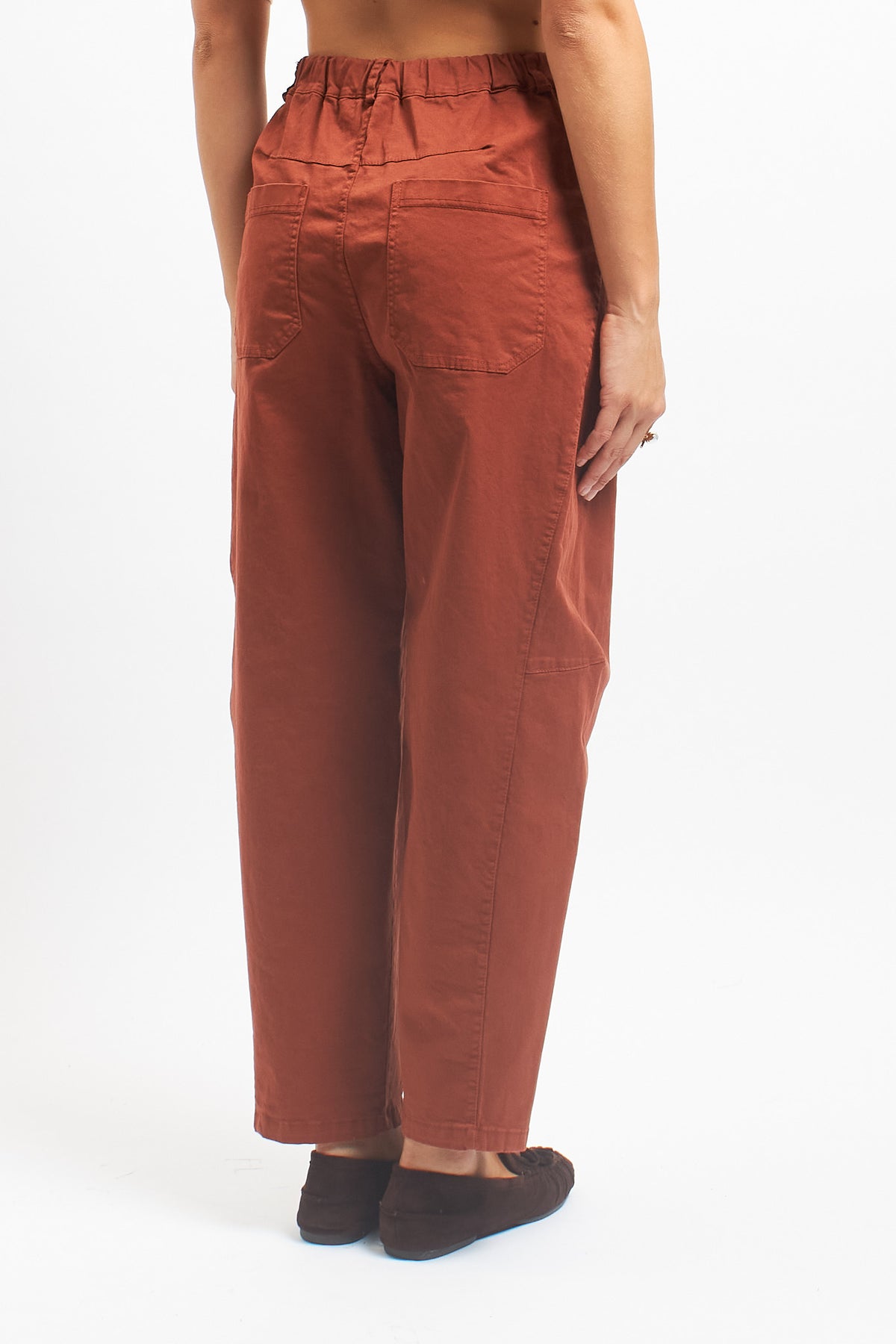Pantalone barrel in cotone