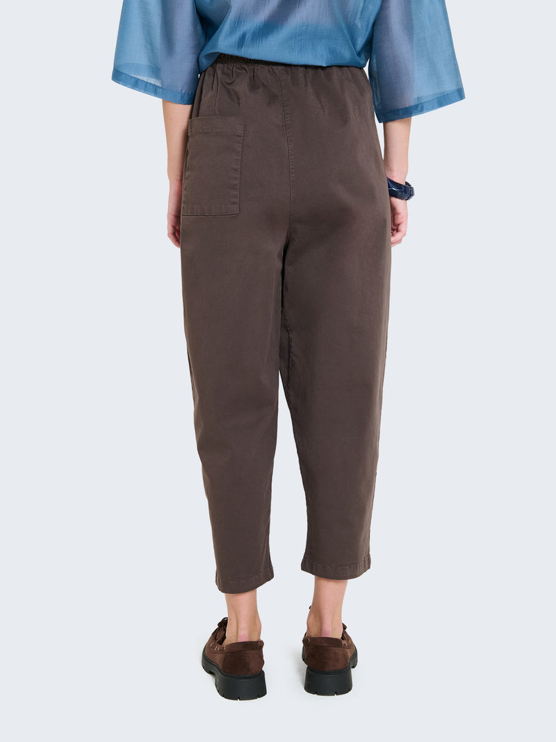 Cargo pants with pockets
