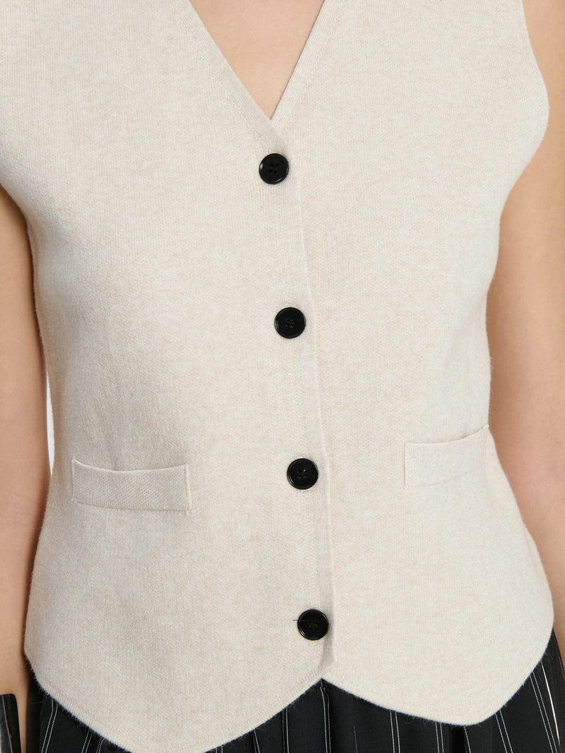 KNITTED VEST