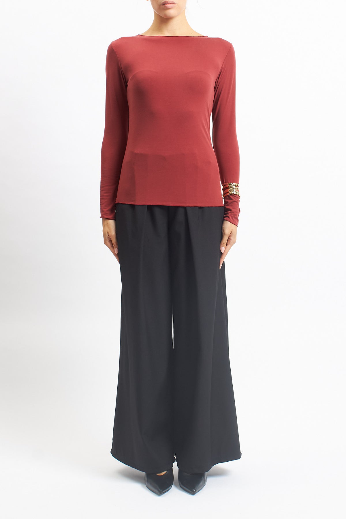 Maglia con scollo a barchetta stretch