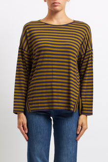 Maglia a righe con spacchi laterali