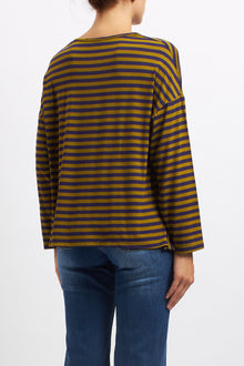 Maglia a righe con spacchi laterali