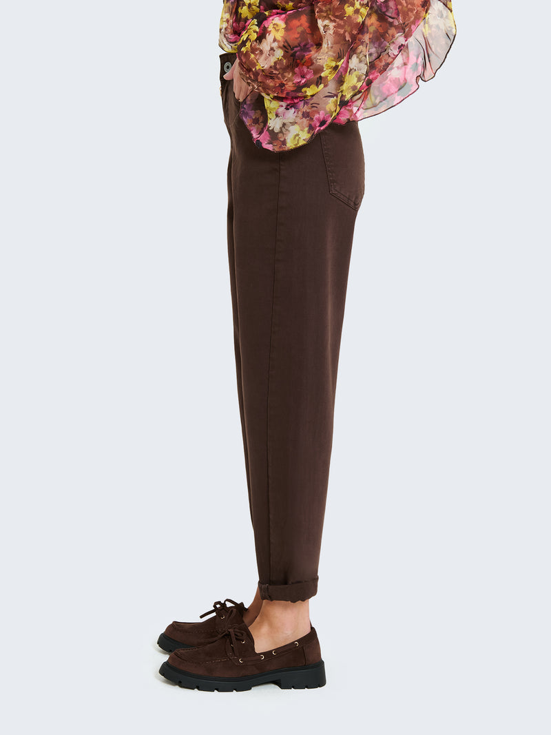 Jeans straight con risvoltino