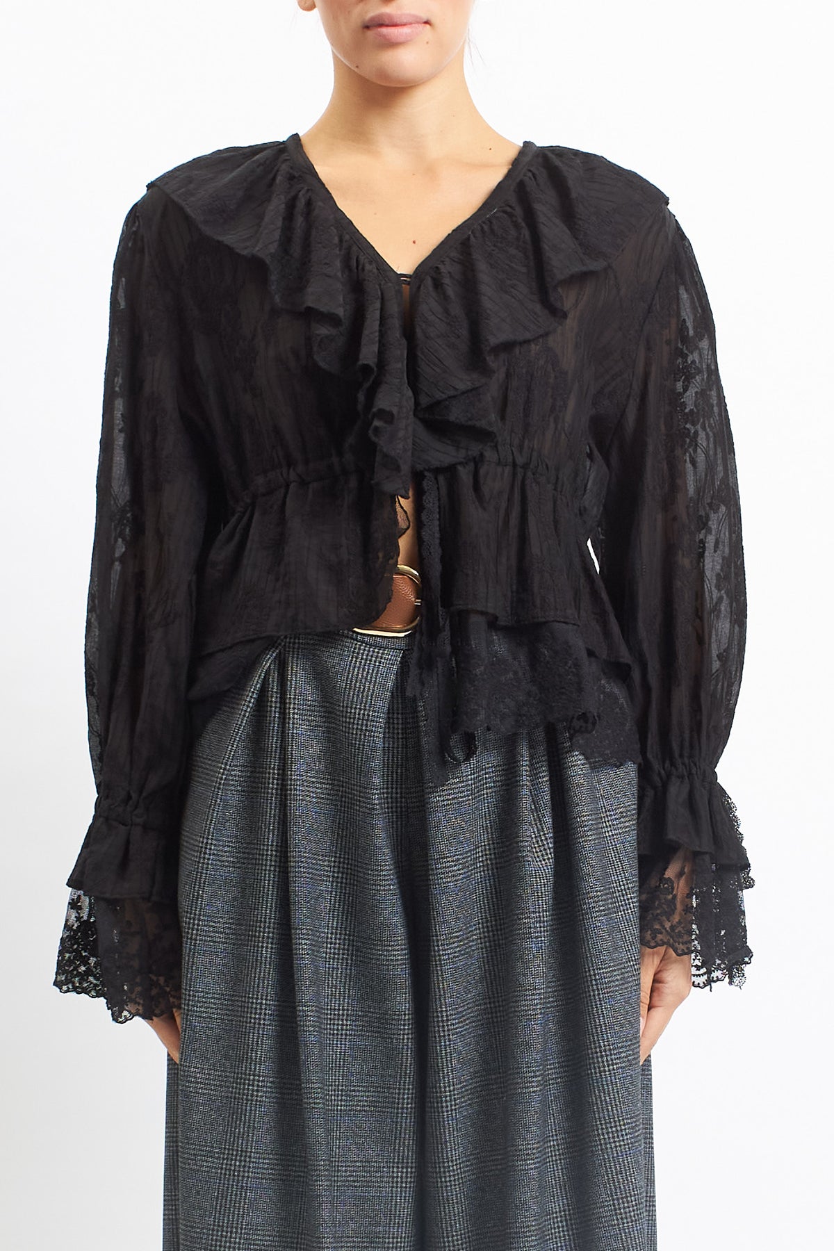 Blusa in pizzo con rouches