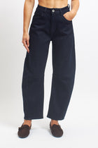 Jeans barrell