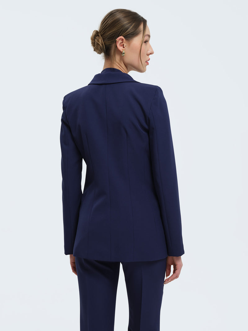 Blazer with double-breasted closure