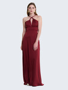 Abito lungo con scollo halter