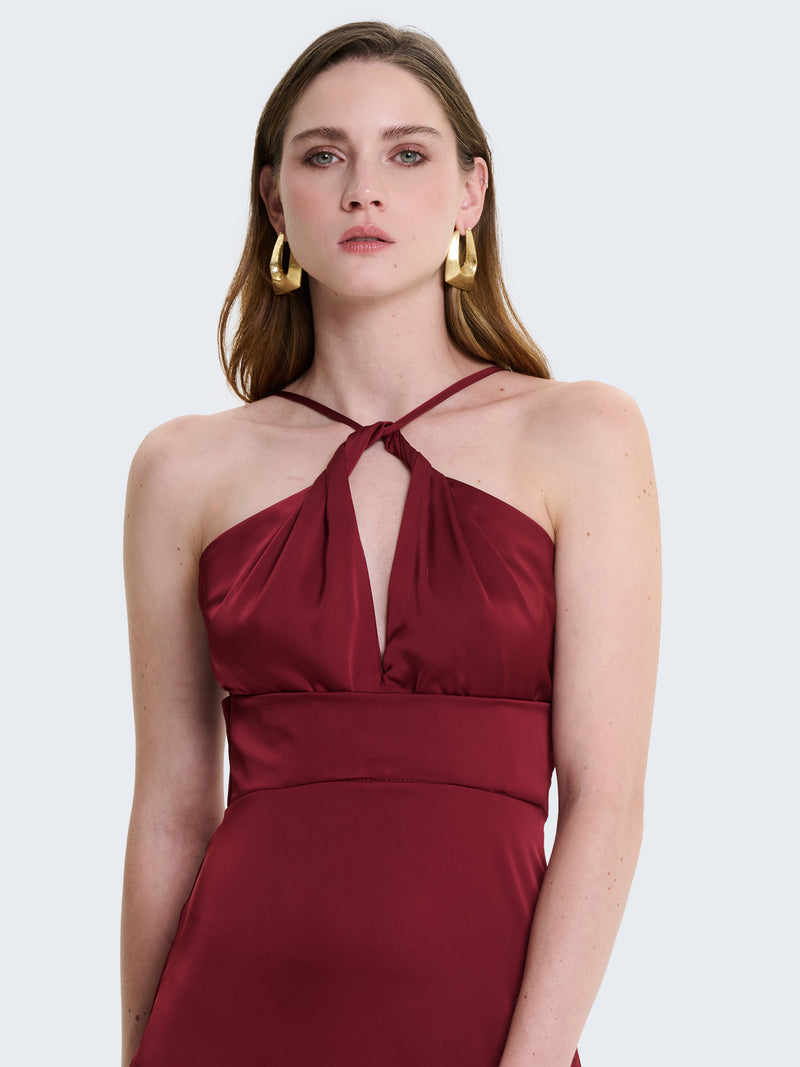 Abito lungo con scollo halter