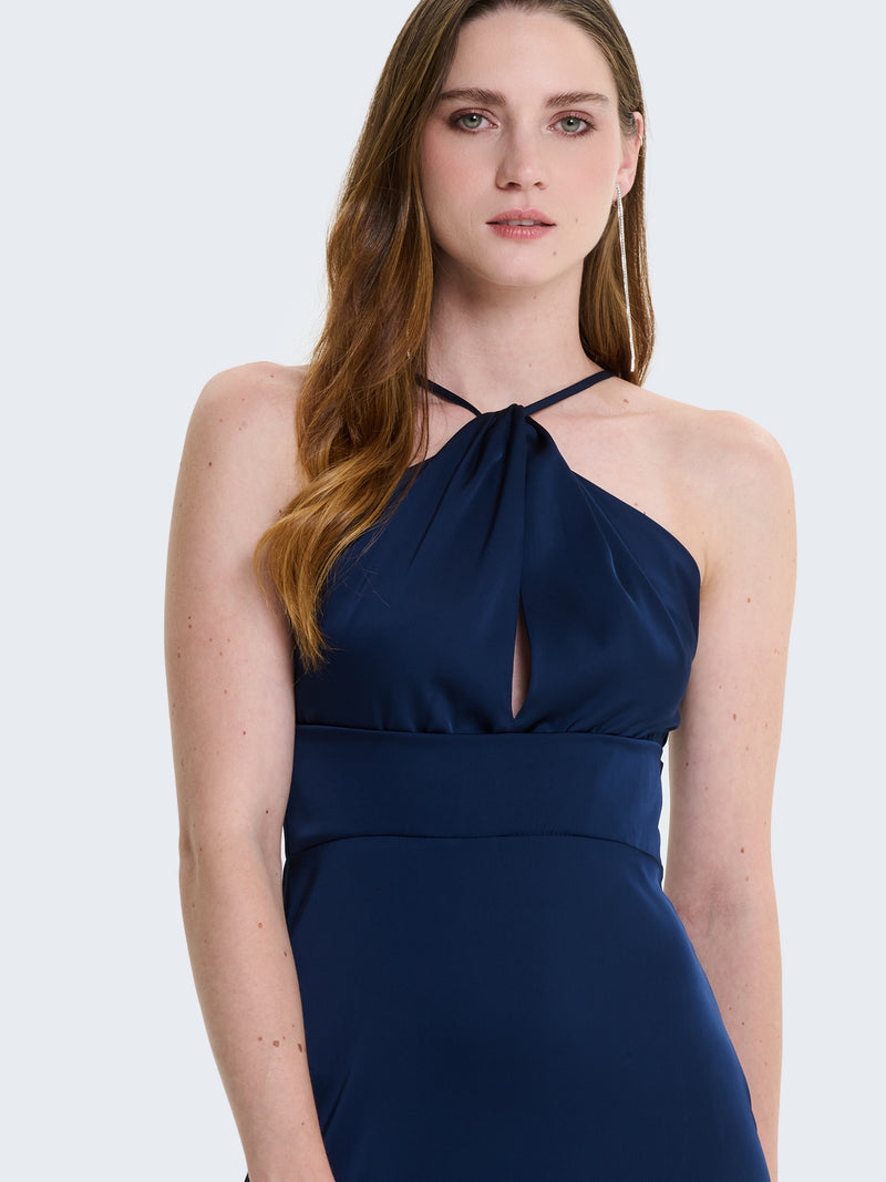 Abito lungo con scollo halter