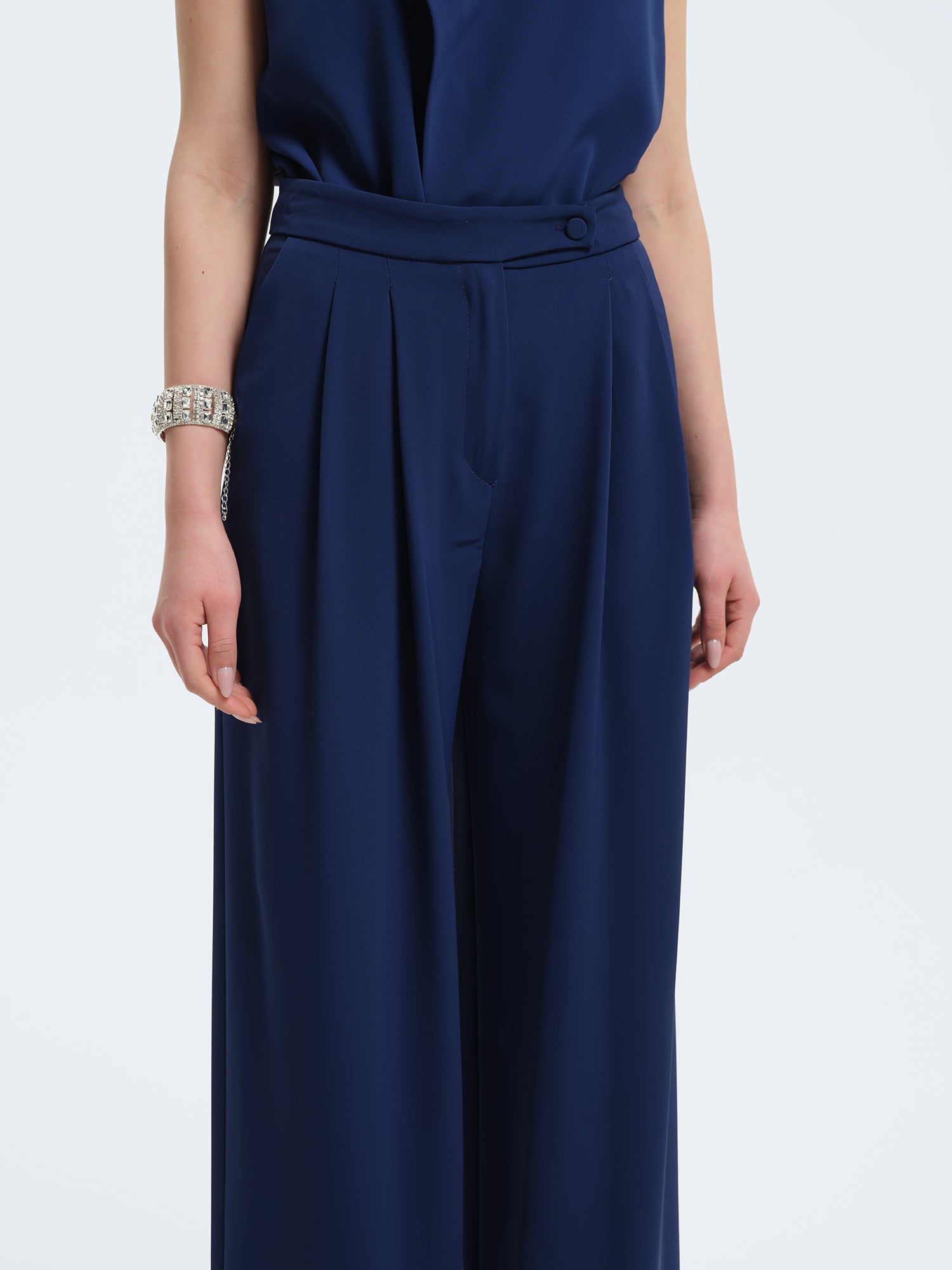 Pantaloni palazzo con pences