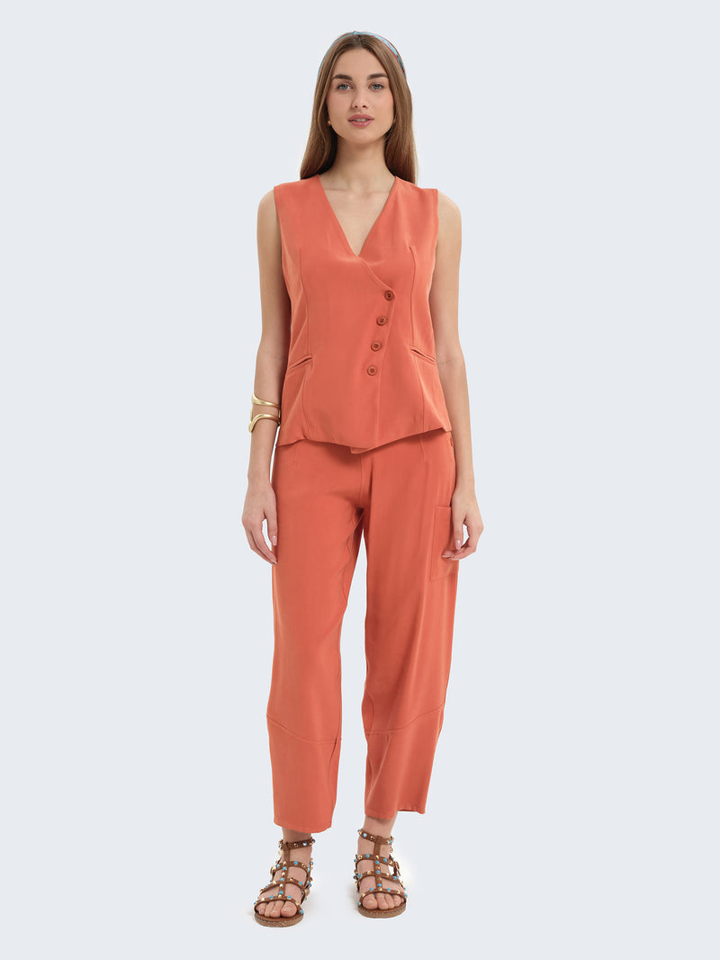 Gilet con chiusura asimmetrica