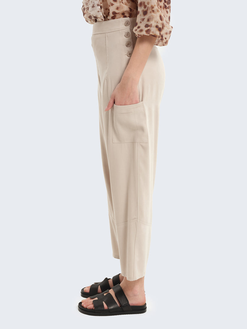Pantaloni baloon con bottoni