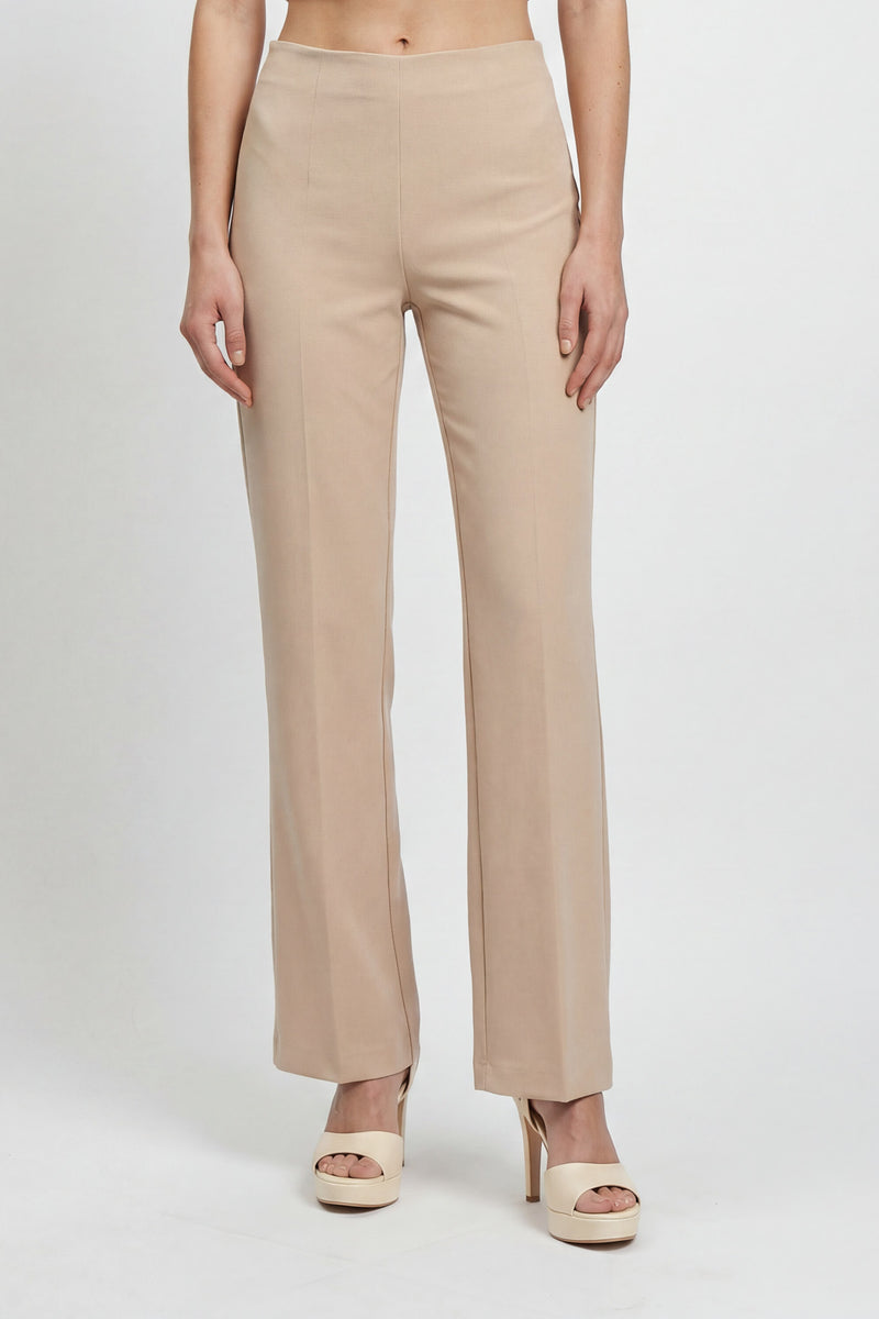 Pantalone flare