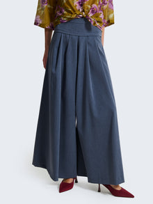 Pleated skirt