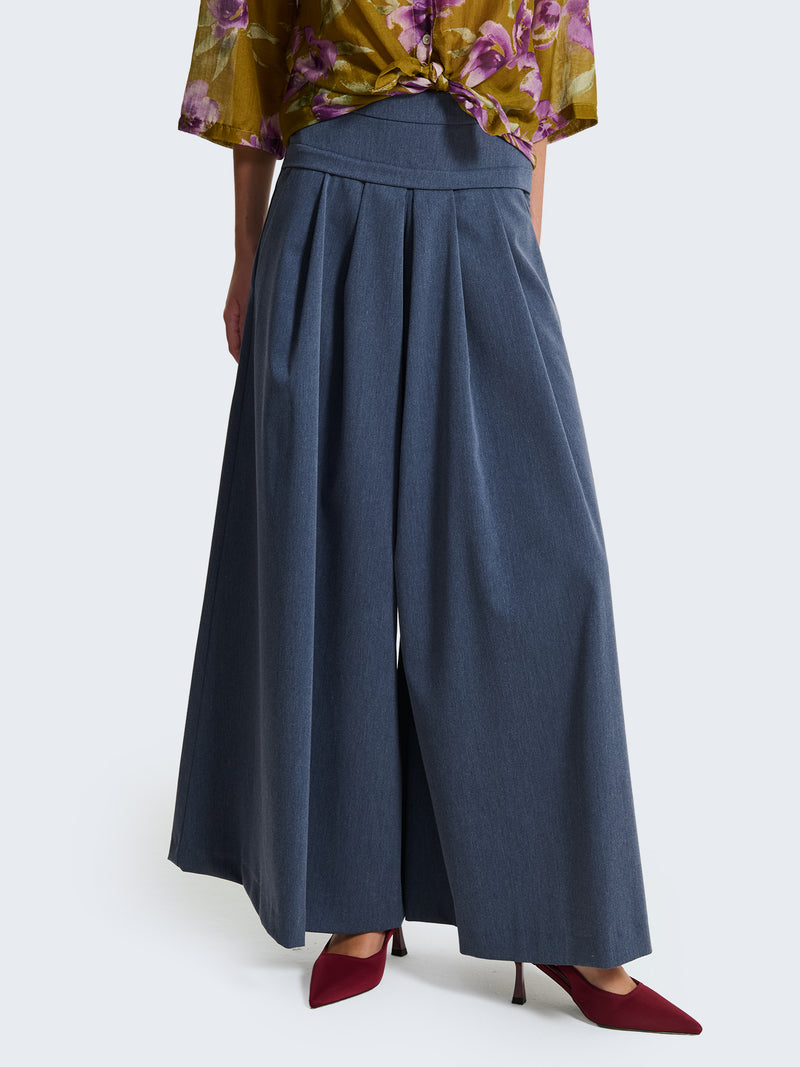 Pleated skirt
