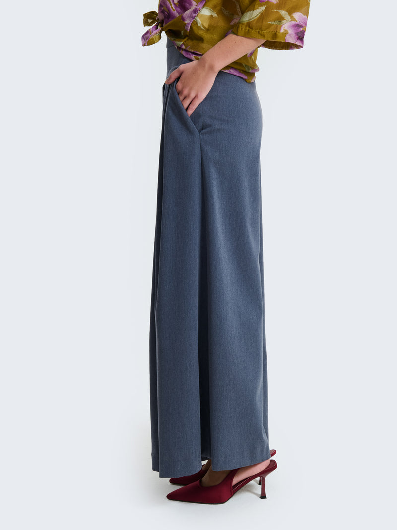 Pleated skirt