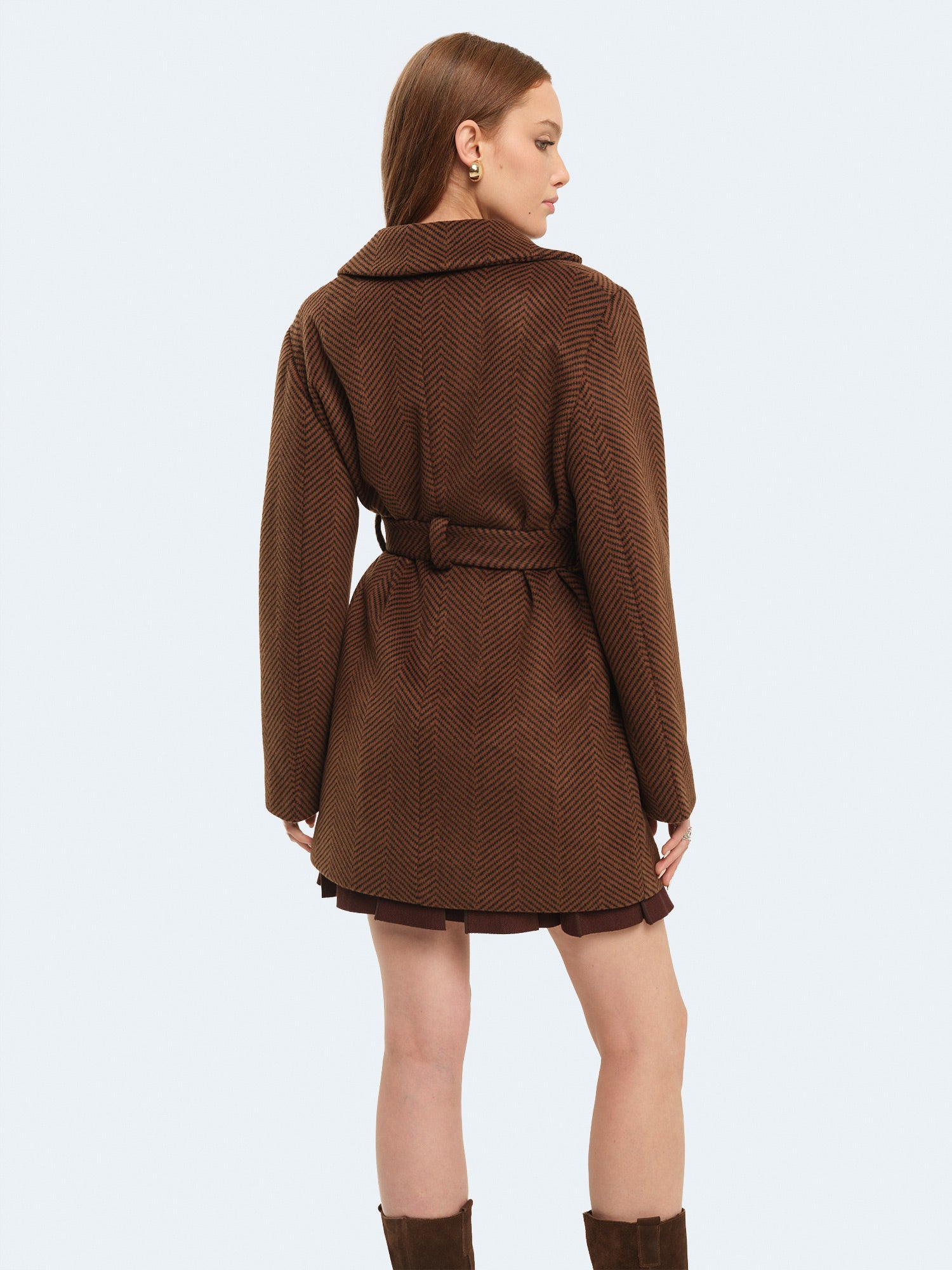 Capotto corto spinato con cintura