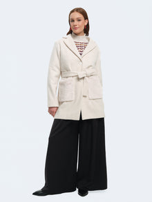 Capotto corto spinato con cintura