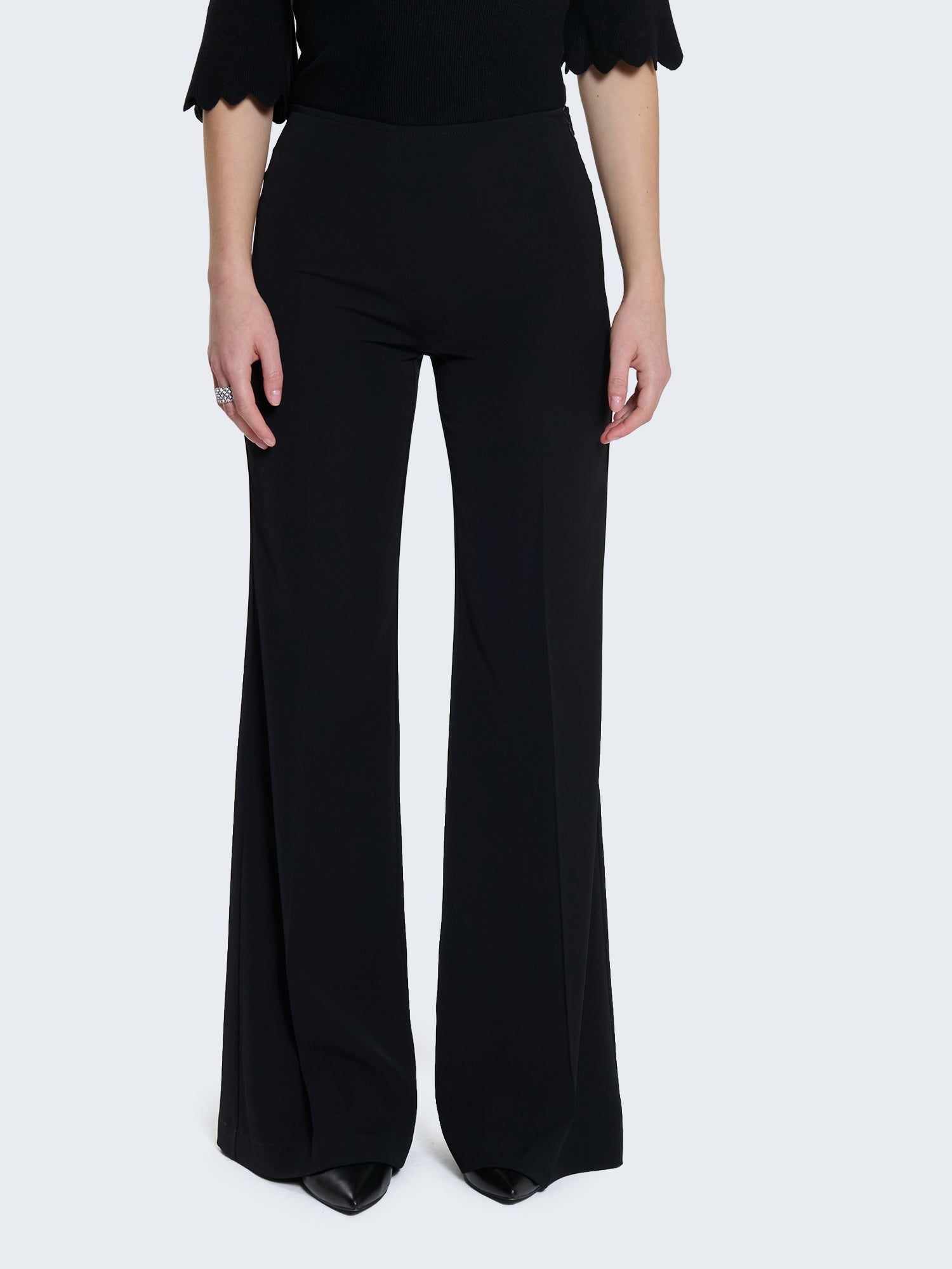 Pantaloni flared in cady