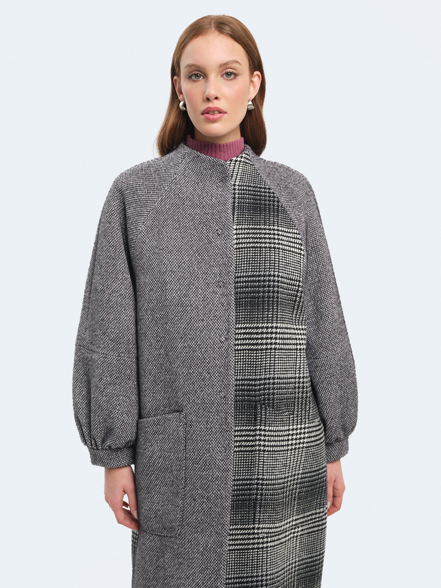 Cappotto lungo patchwork con maniche a palloncino