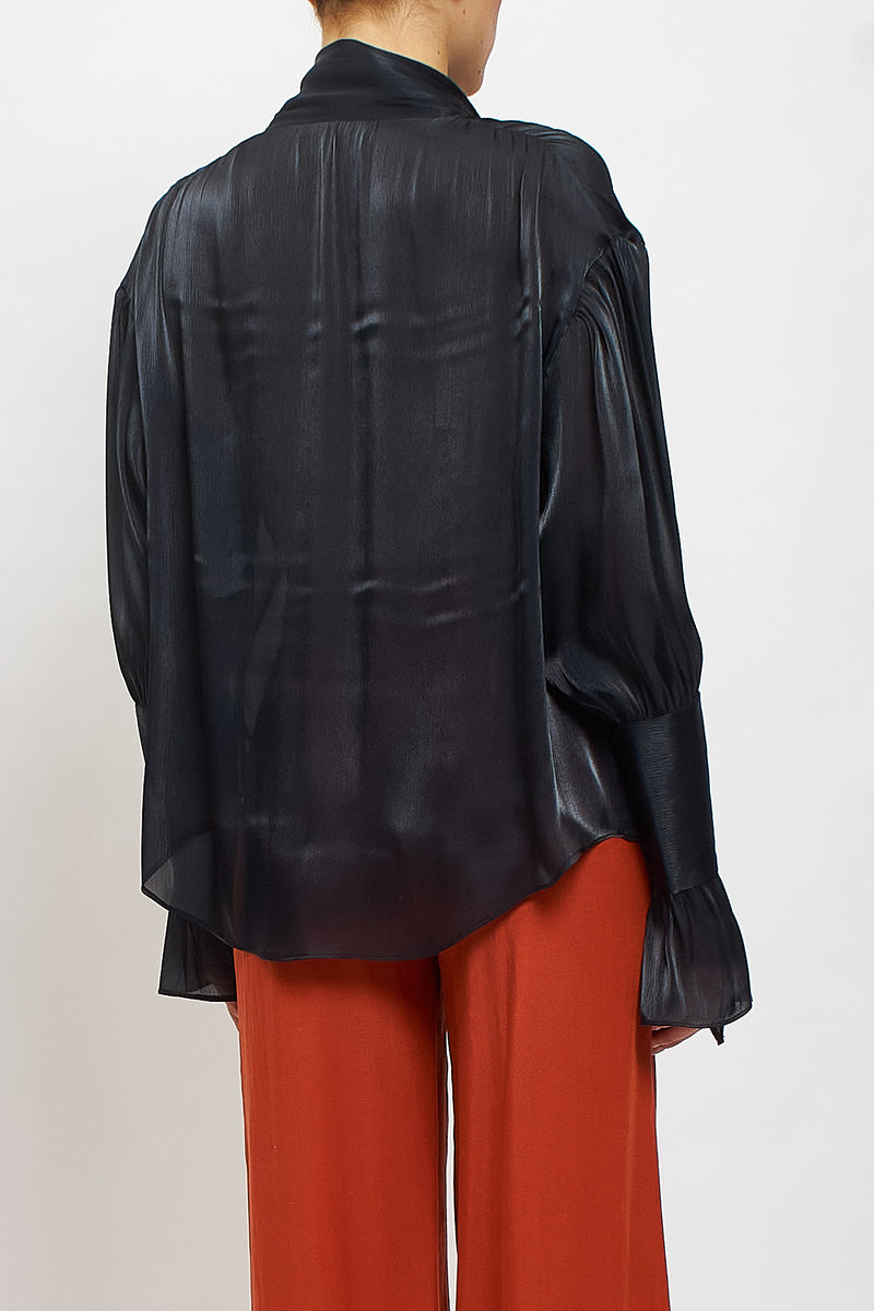 Blusa con fiocco e rouches