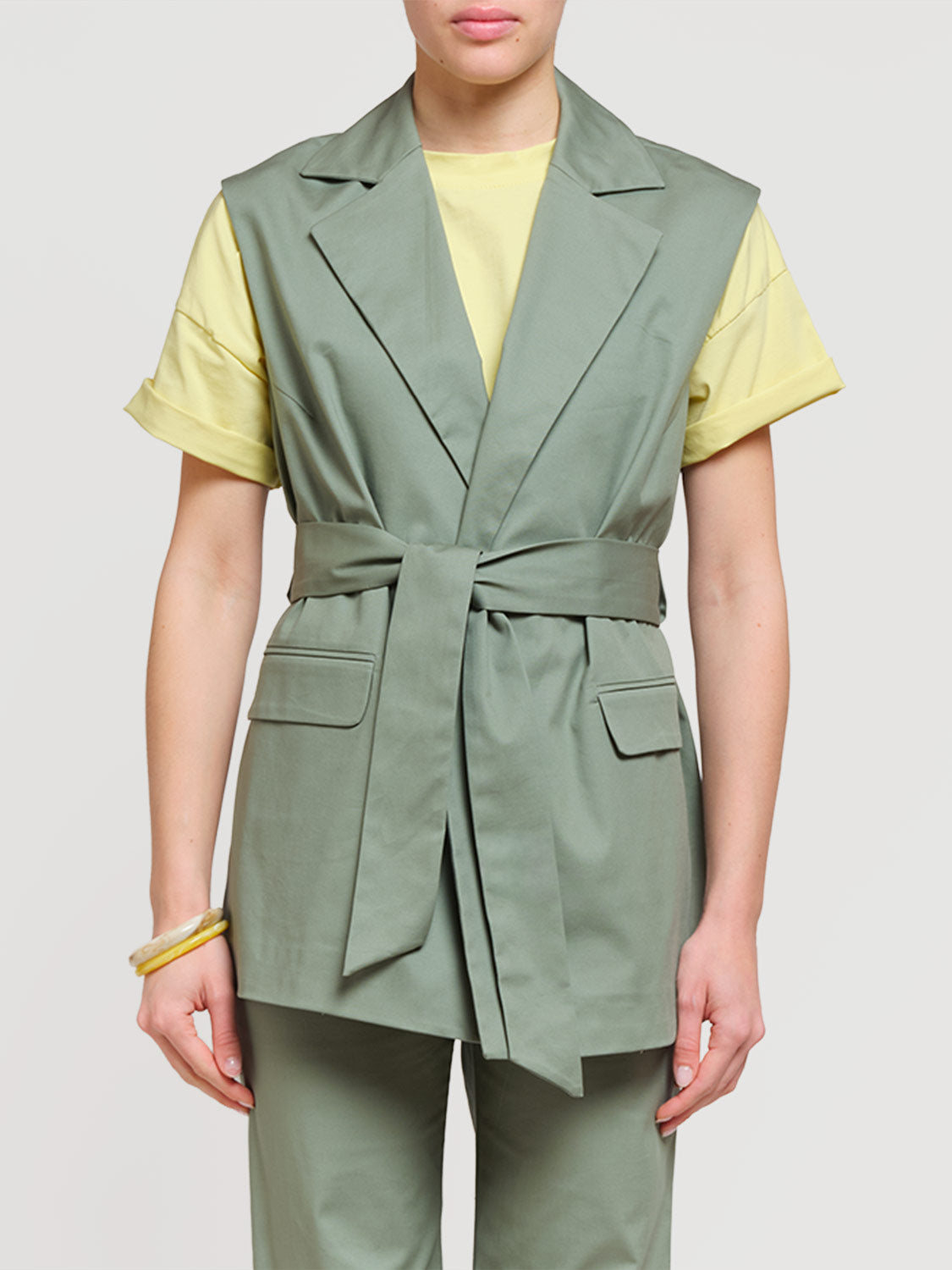 Gilet in cotone con cintura