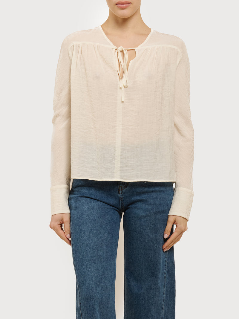 Blusa con laccio