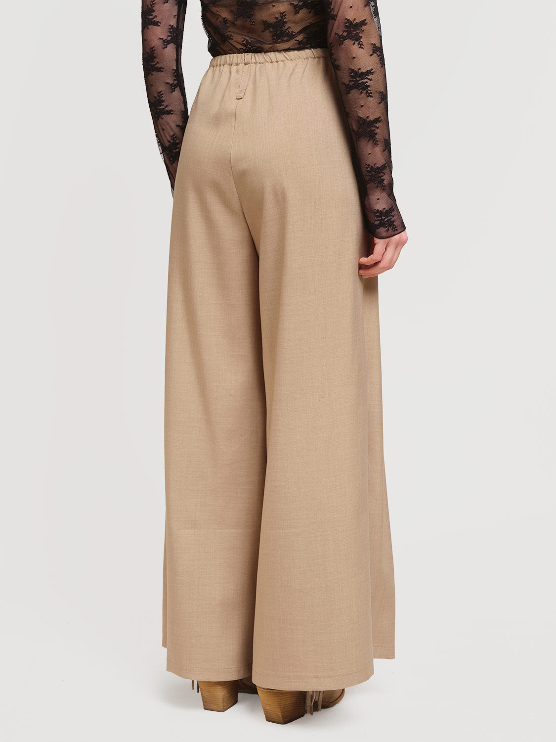 Pantaloni palazzo con pieghe