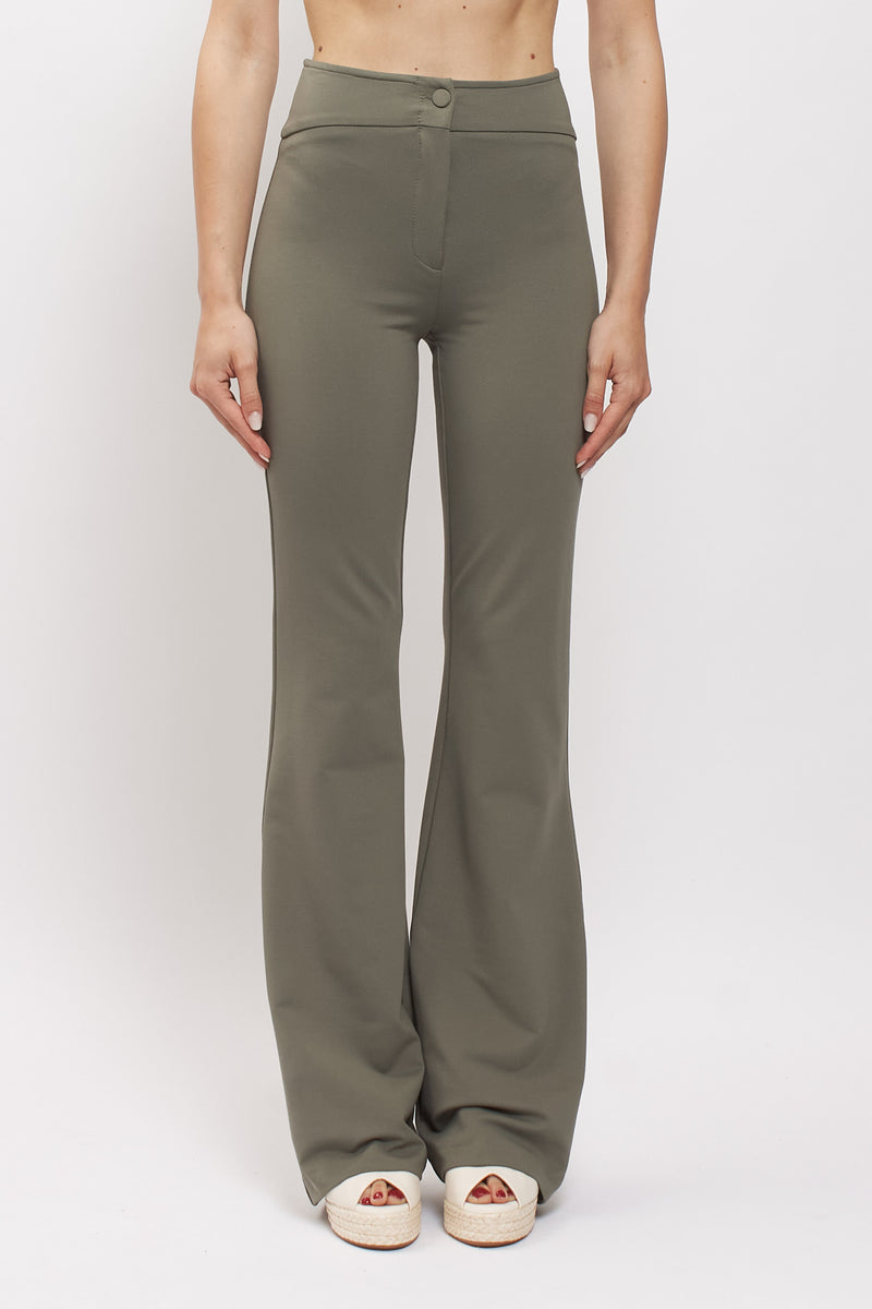Pantalone Flare con bottone foderato