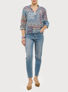 Blusa a serafino con fantasia patchwork
