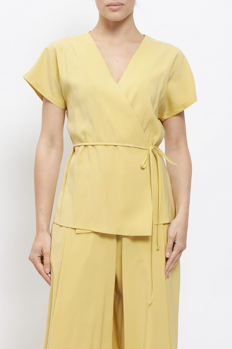 Camicia con incrocio a portafoglio