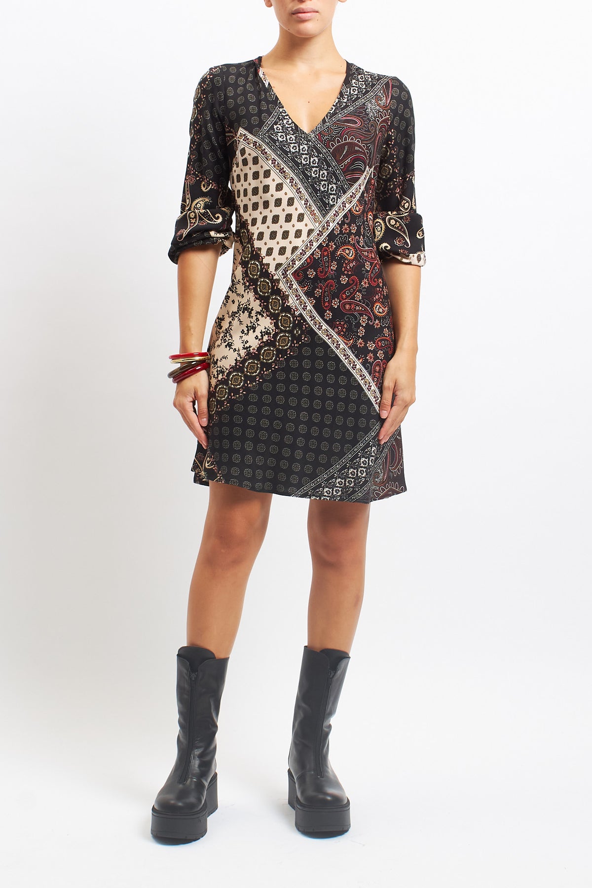 Abito corto con fantasia patchwork