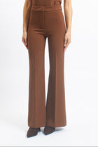 Pantalone flare