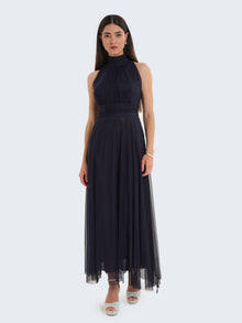 Abito in tulle con scollo all'americana