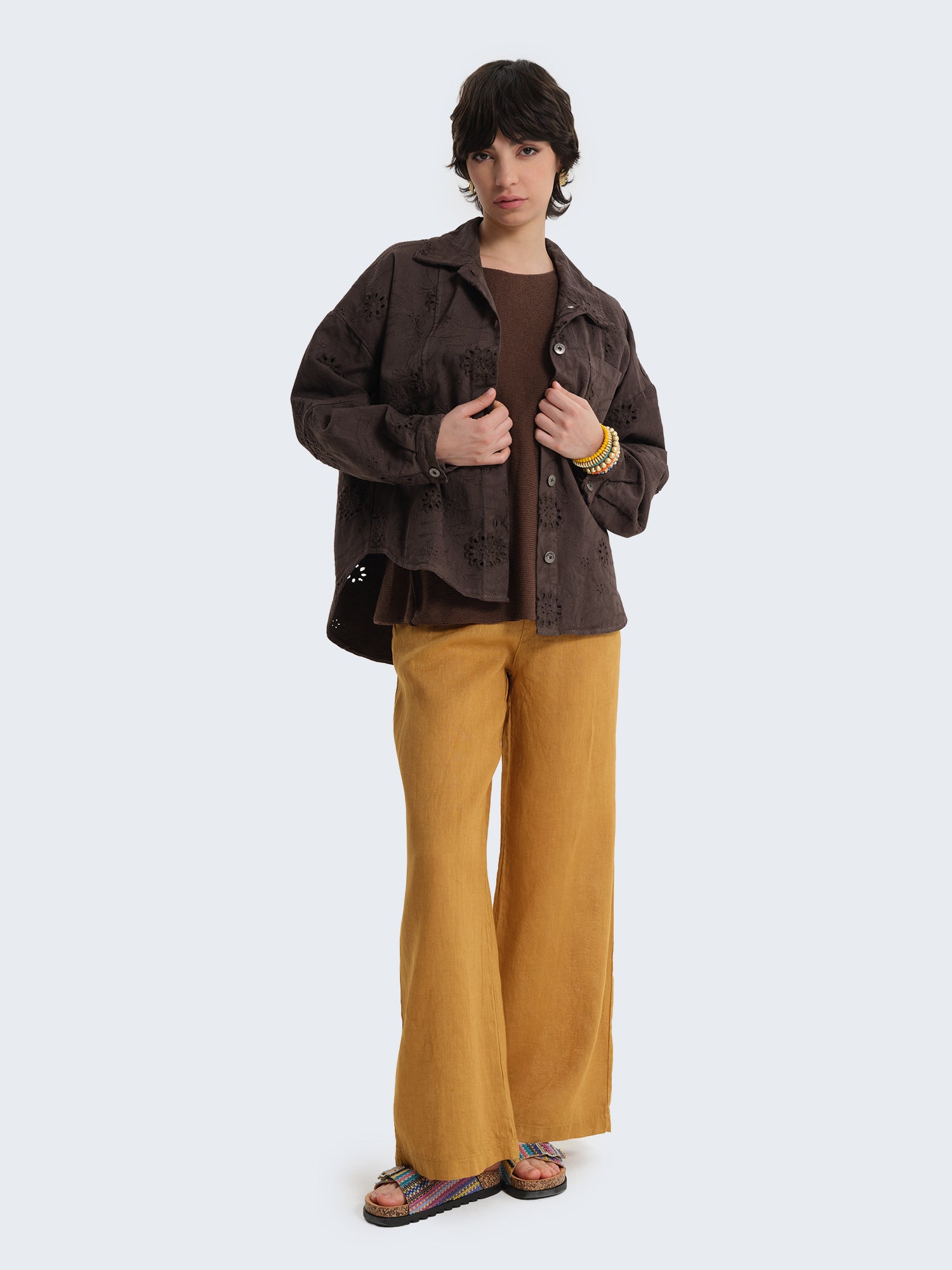 Pantaloni flare in lino