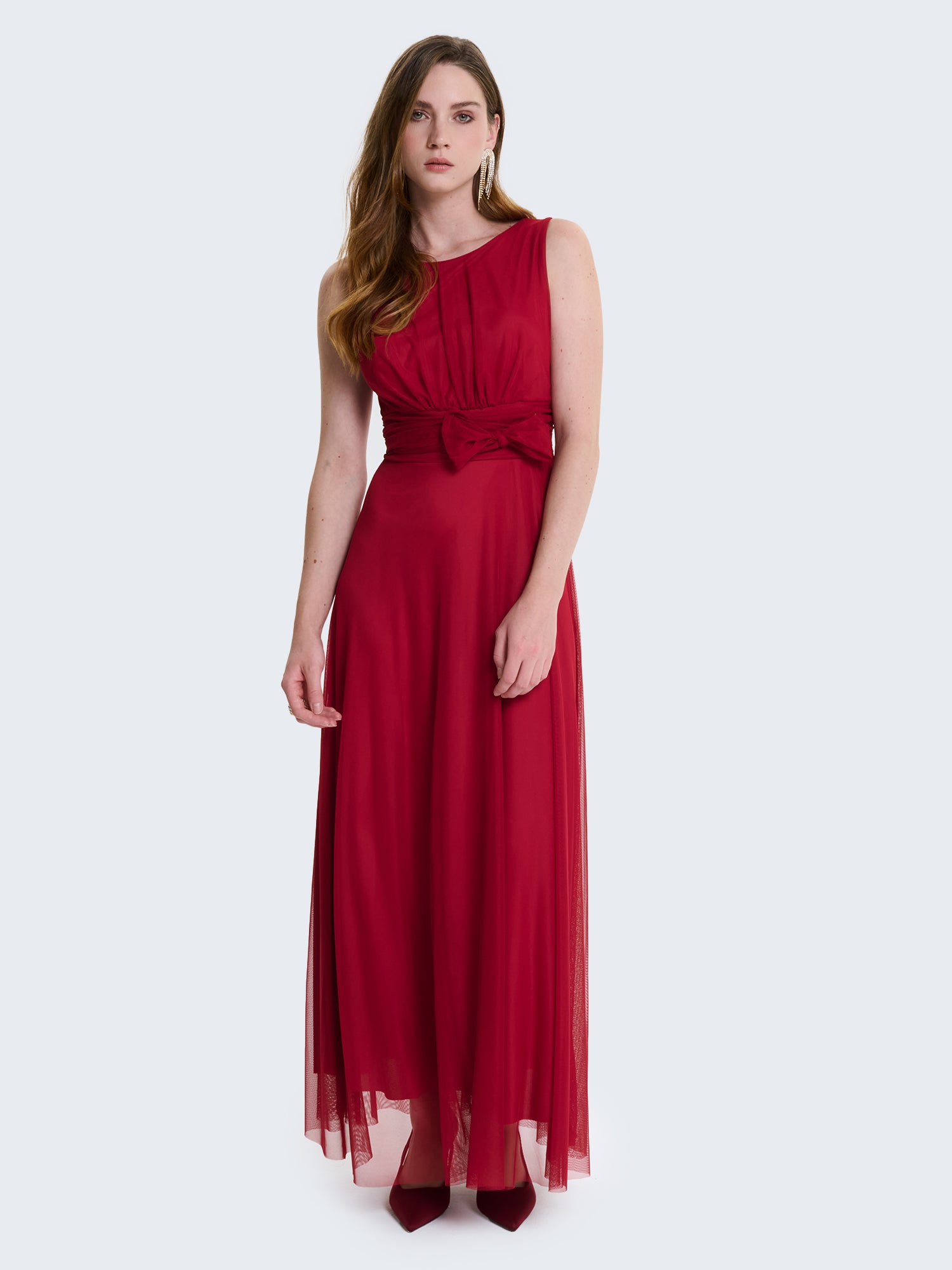 Long crew neck dress in tulle