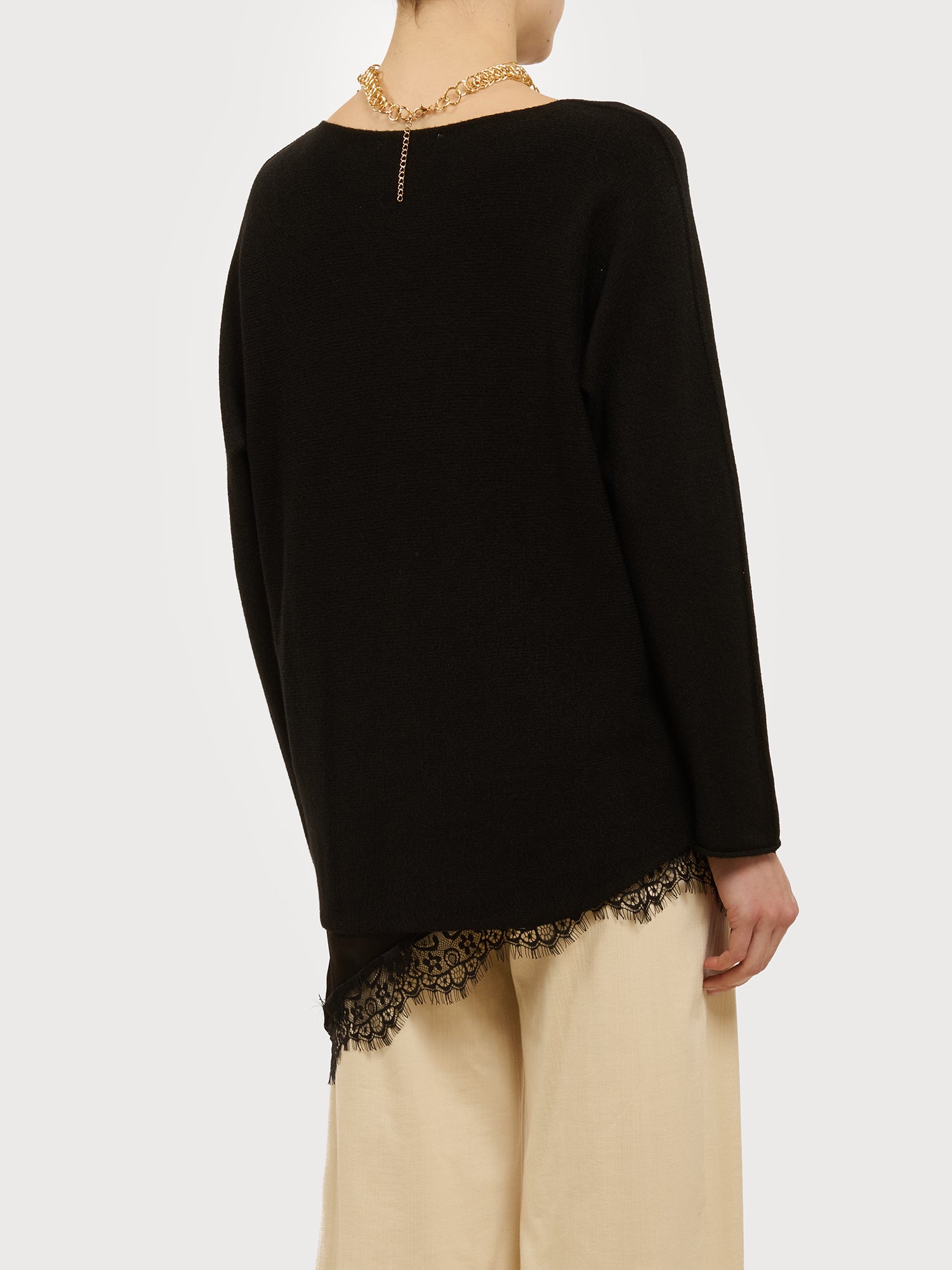 Maglia con collo a barca