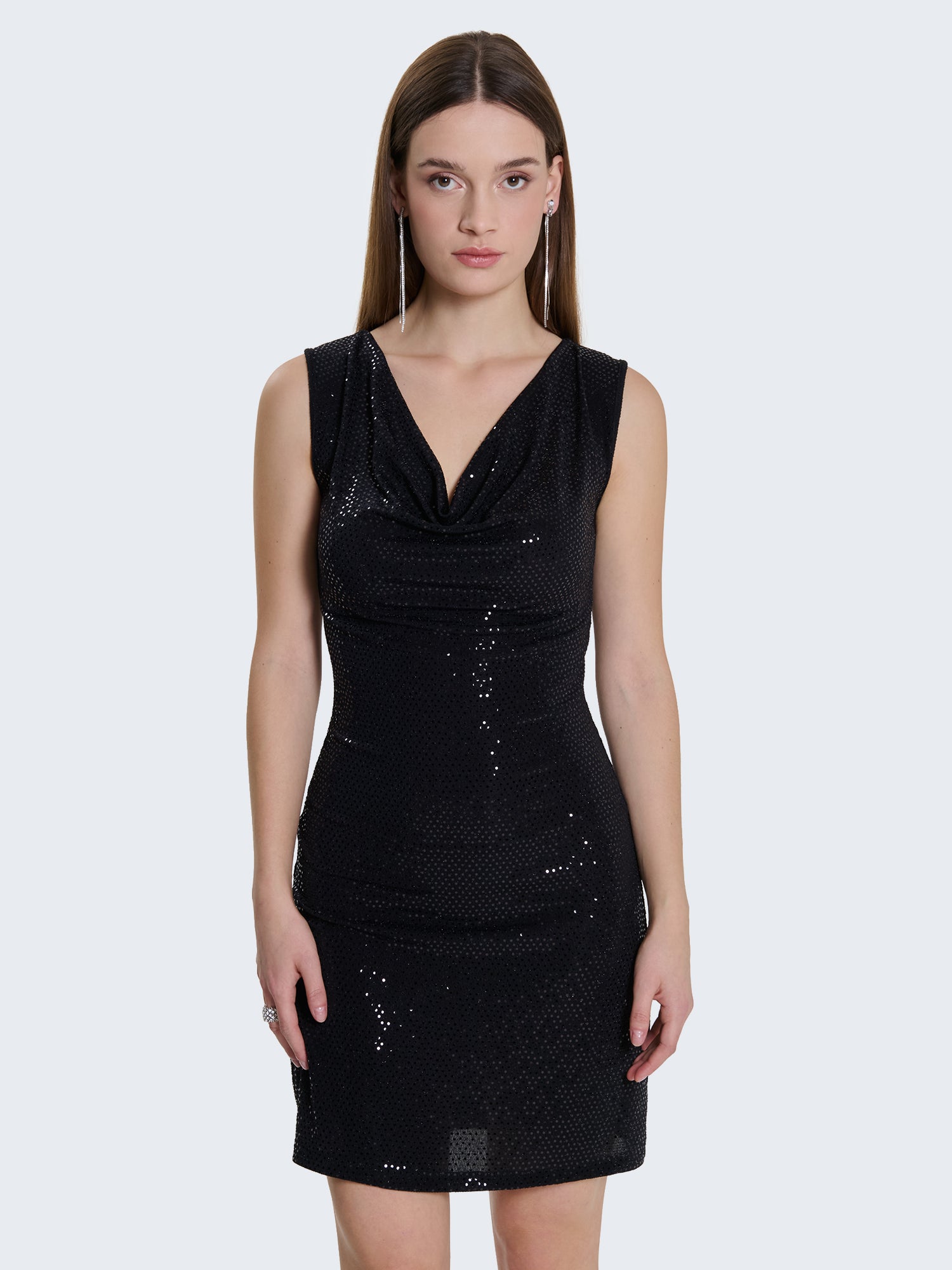 Mini abito con collo sciallato e paillettes