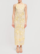 Abito con ricami floreali