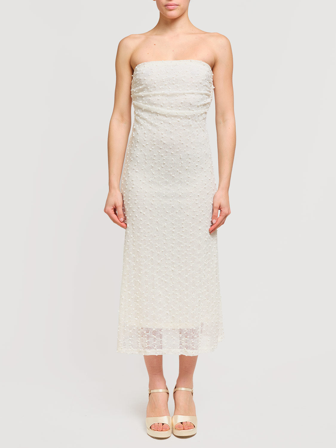 Abito midi in pizzo