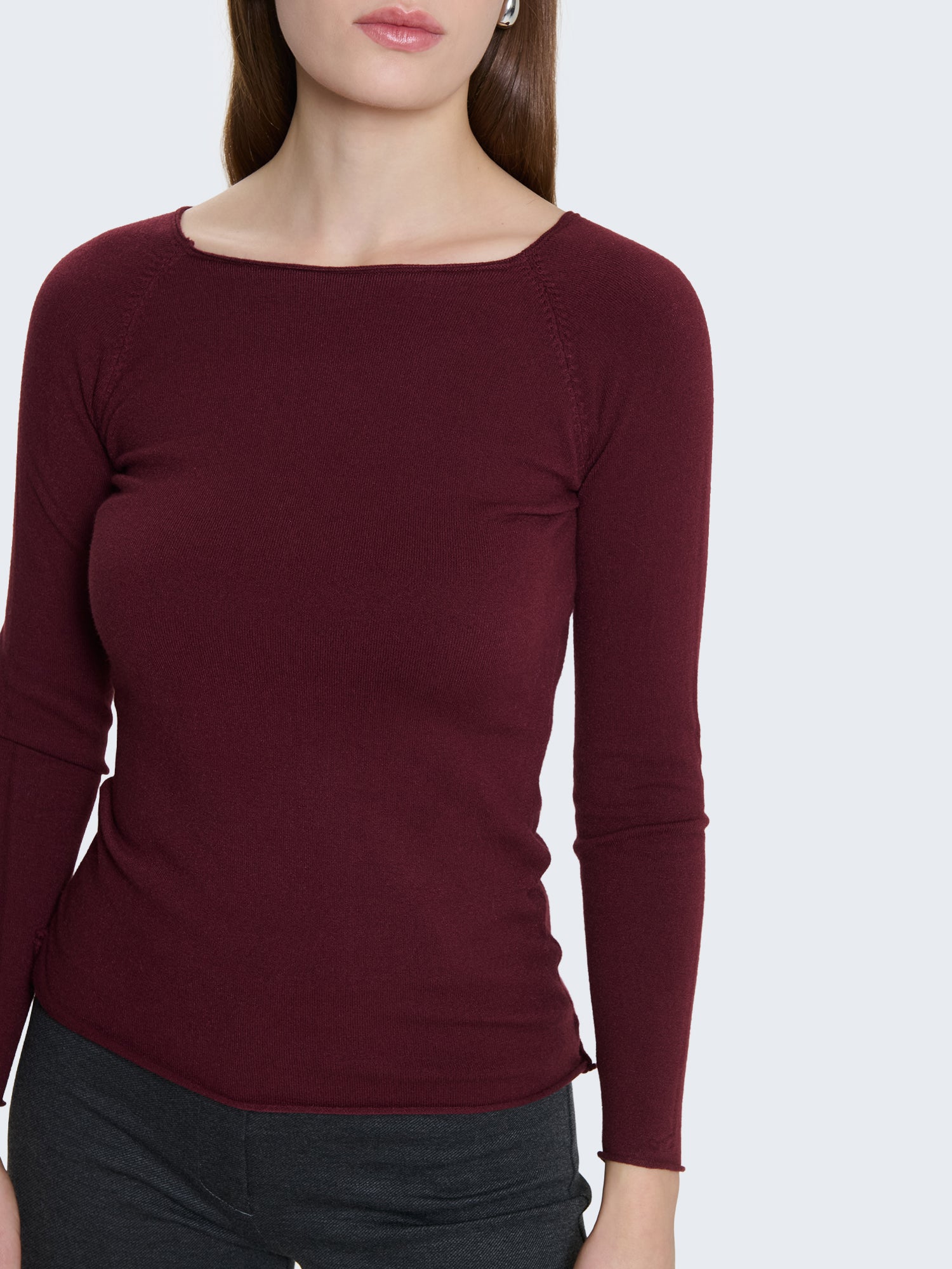 Maglia con scollo a barca