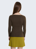 Maglia con scollo a barca