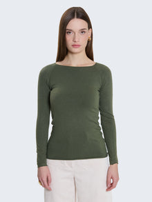 Maglia con scollo a barca