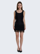 Mini abito con scollo sulla schiena e frange